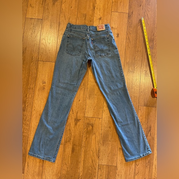 Vintage Levi’s 550 Relaxed Bootcut 98% cotton 2% spandex Denim Jeans - Picture 5 of 11